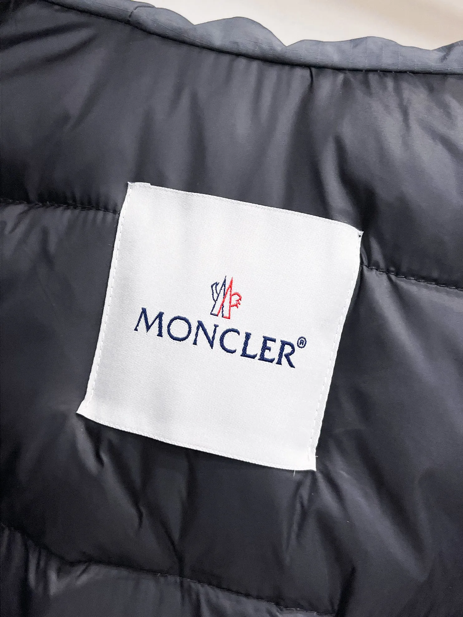 2026 New Arrival 。 Premium ， 90 Classic Logo ， ， ，Lightweight ， ， ！ ， ！ ， ， ， 。 ， ， ， ， ， 。 ！ Same Style Series！Sizes：M-3XL